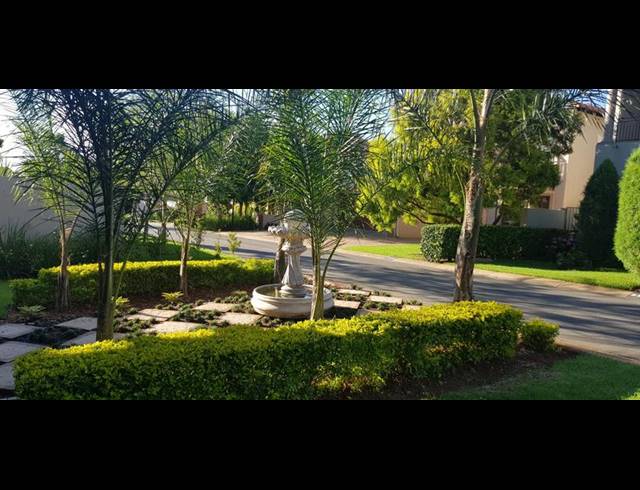 3 BEDROOM CLUSTER FOR SALE IN FAERIE GLEN